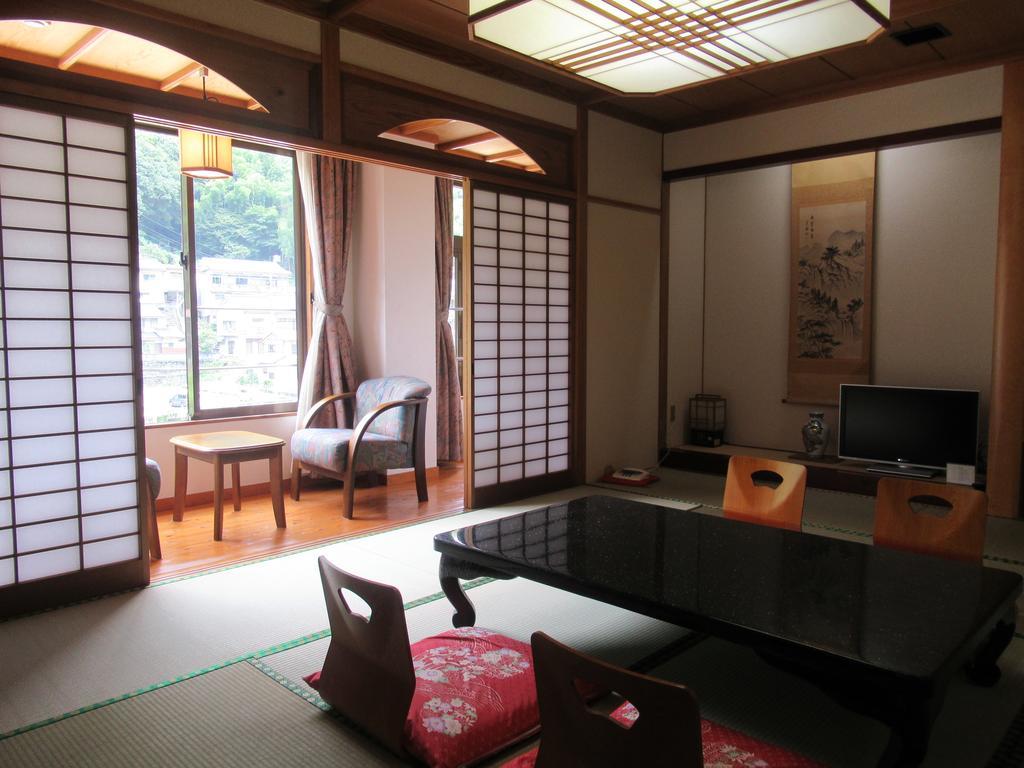 Amagase Onsen Hotel Suikoen 히타 외부 사진
